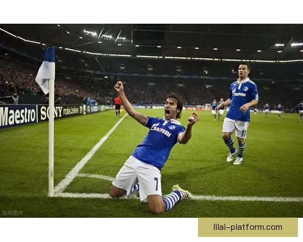 仅用109场莱万在弗里克麾下狂轰100粒联赛进球刷新效率纪录